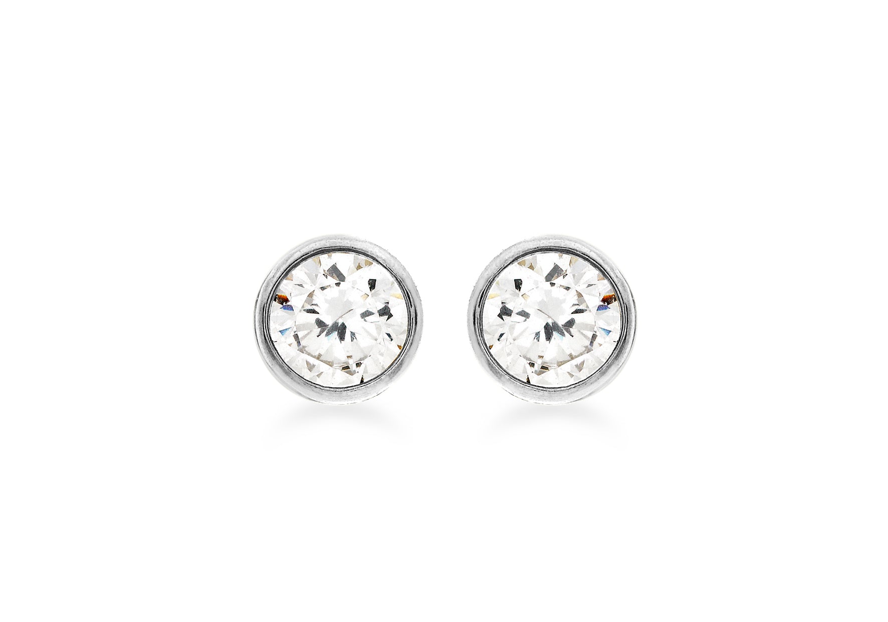 9ct White Gold 5mm Zirconia  Stud Earrings